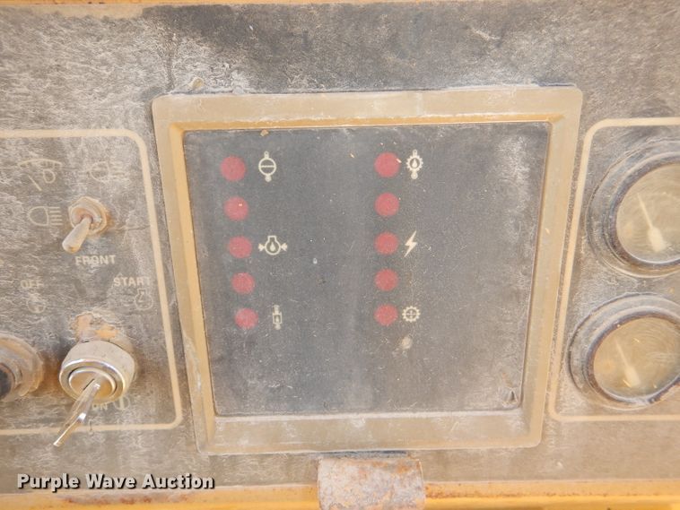 image for item DE3531 Caterpillar D6H LGP dozer