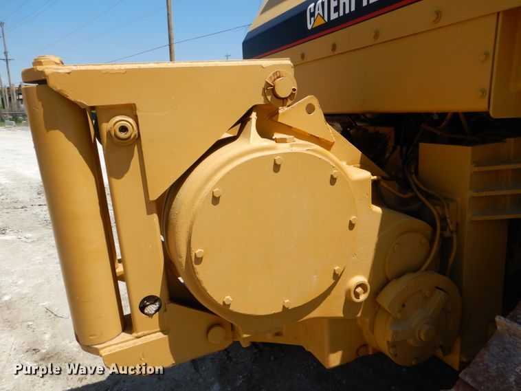 image for item DE3531 Caterpillar D6H LGP dozer