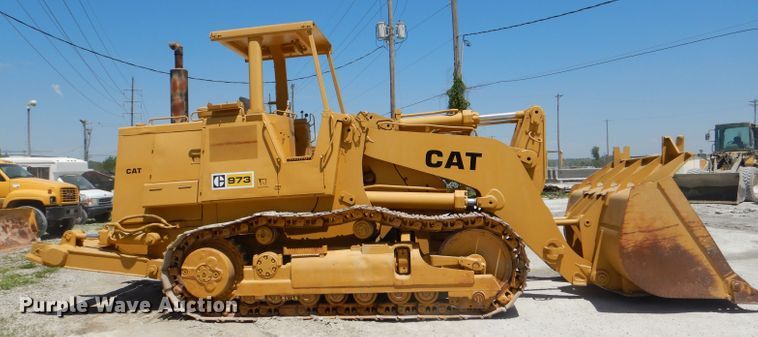 image for item DE3532 1985 Caterpillar 973 track loader
