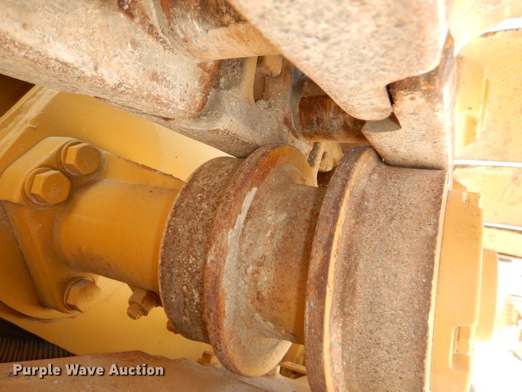 image for item DE3532 1985 Caterpillar 973 track loader