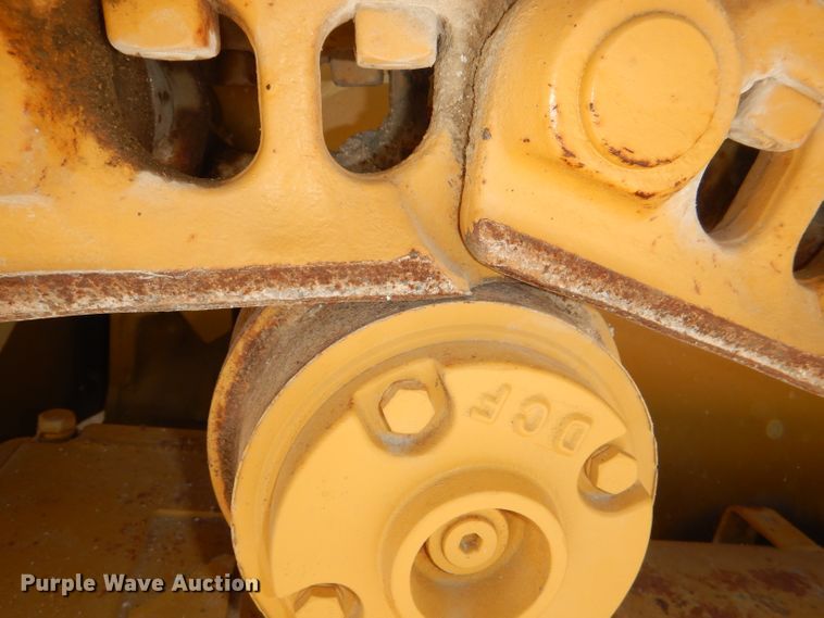 image for item DE3532 1985 Caterpillar 973 track loader