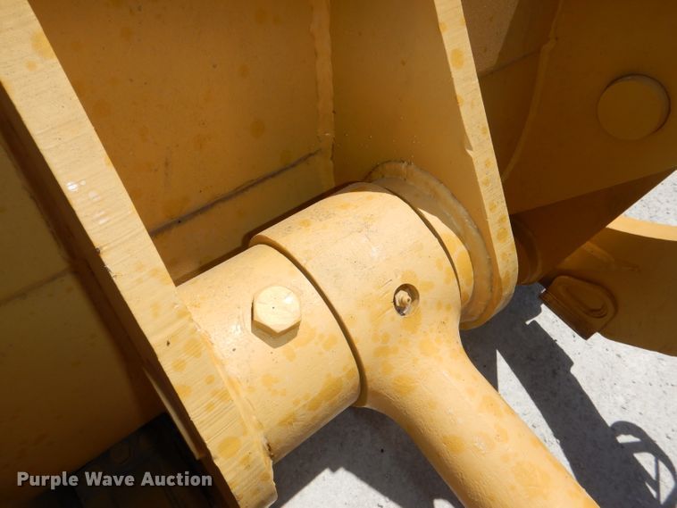 image for item DE3532 1985 Caterpillar 973 track loader