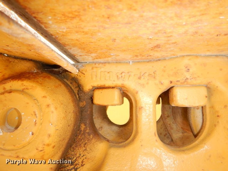 image for item DE3532 1985 Caterpillar 973 track loader