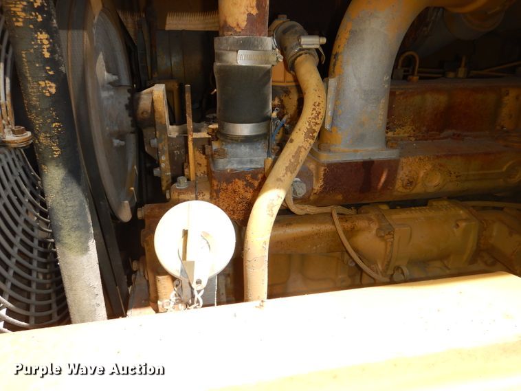 image for item DE3532 1985 Caterpillar 973 track loader