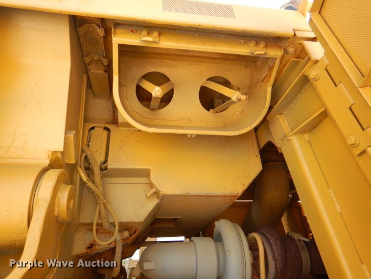 image for item DE3532 1985 Caterpillar 973 track loader