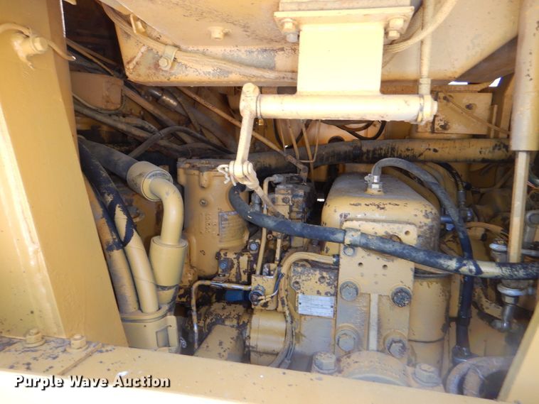 image for item DE3532 1985 Caterpillar 973 track loader