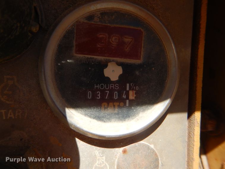 image for item DE3532 1985 Caterpillar 973 track loader