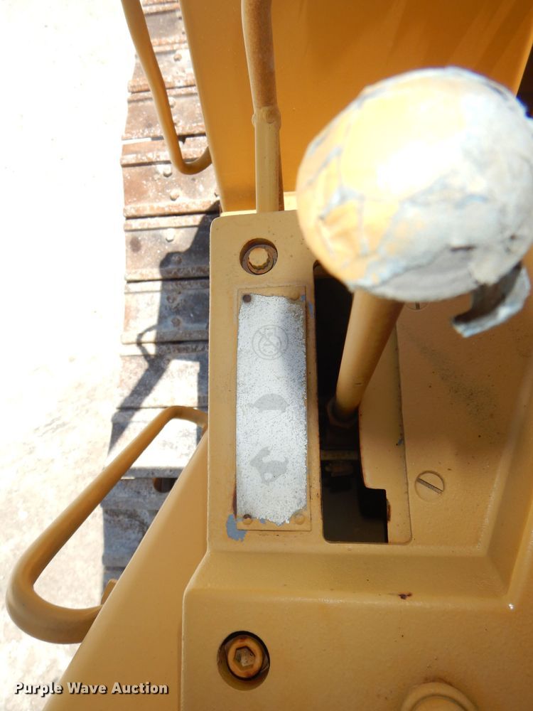 image for item DE3532 1985 Caterpillar 973 track loader