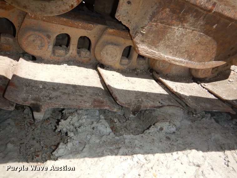 image for item DE3533 1983 John Deere 850 dozer