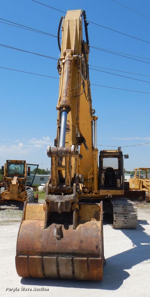 image for item DE3534 1994 Caterpillar 330L excavator