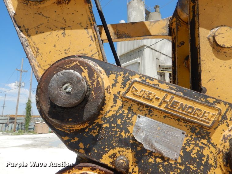 image for item DE3534 1994 Caterpillar 330L excavator