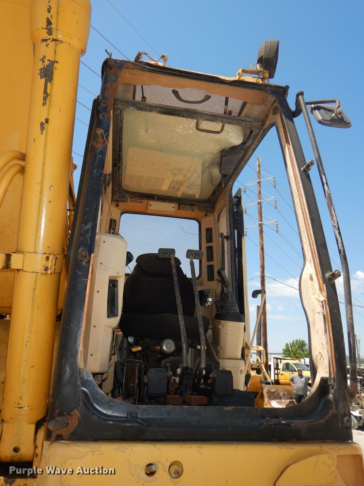 image for item DE3534 1994 Caterpillar 330L excavator