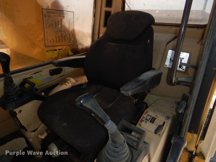 image for item DE3534 1994 Caterpillar 330L excavator