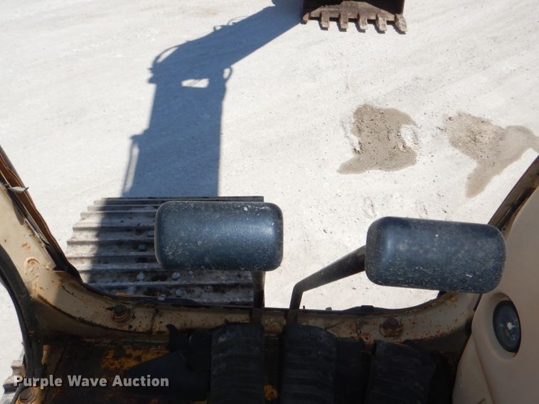 image for item DE3534 1994 Caterpillar 330L excavator