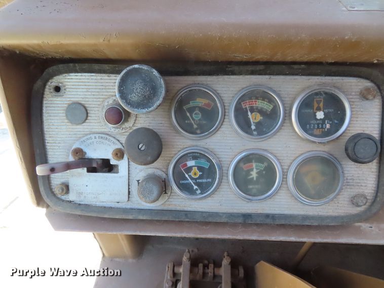 image for item DE3535 1980 Caterpillar 623B elevating scraper