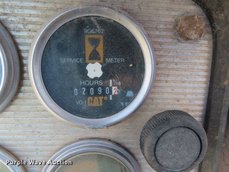 image for item DE3535 1980 Caterpillar 623B elevating scraper