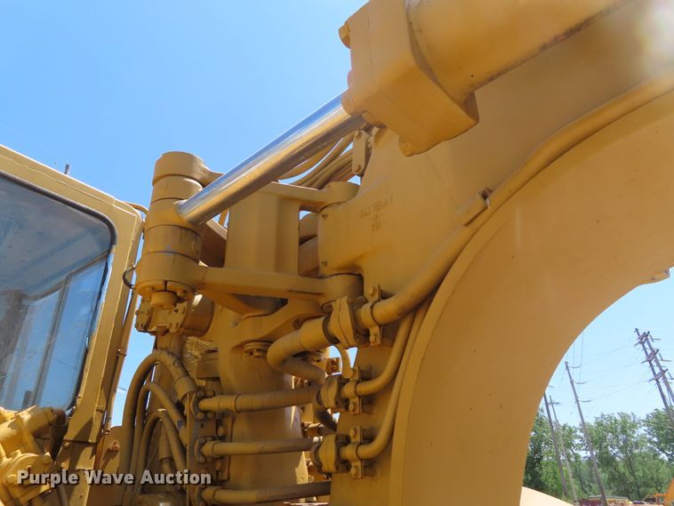 image for item DE3535 1980 Caterpillar 623B elevating scraper