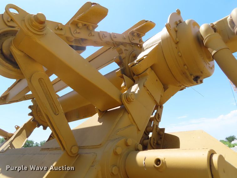 image for item DE3535 1980 Caterpillar 623B elevating scraper
