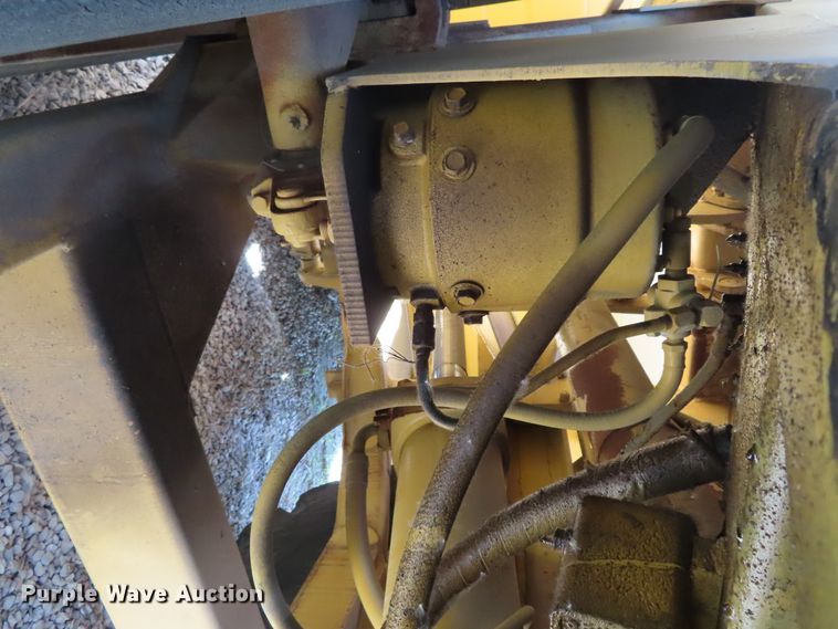 image for item DE3535 1980 Caterpillar 623B elevating scraper