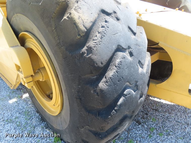 image for item DE3535 1980 Caterpillar 623B elevating scraper