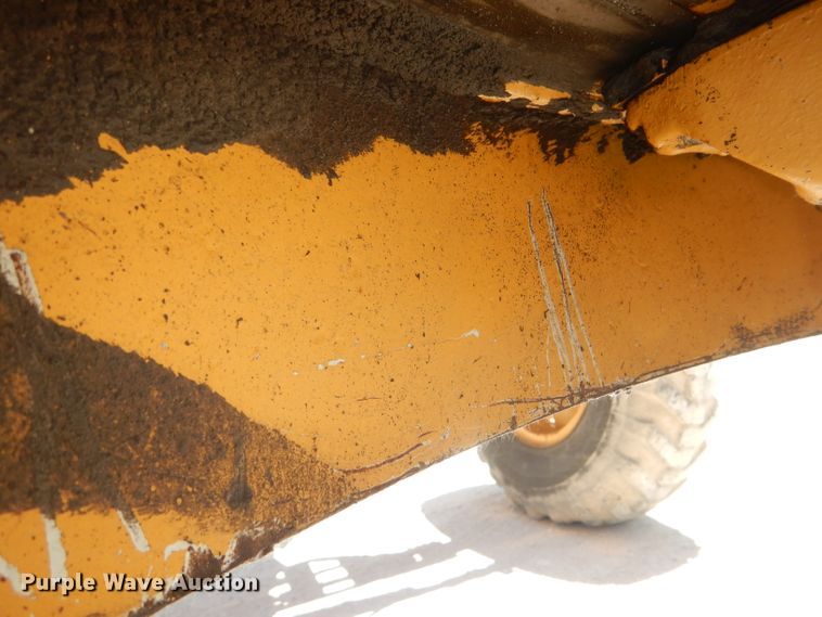 image for item DE3536 1995 Champion 720A Series IV motor grader