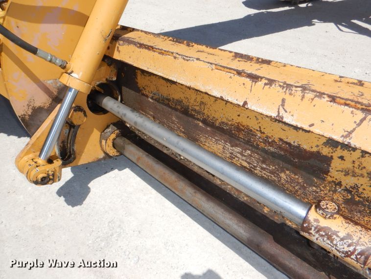 image for item DE3536 1995 Champion 720A Series IV motor grader