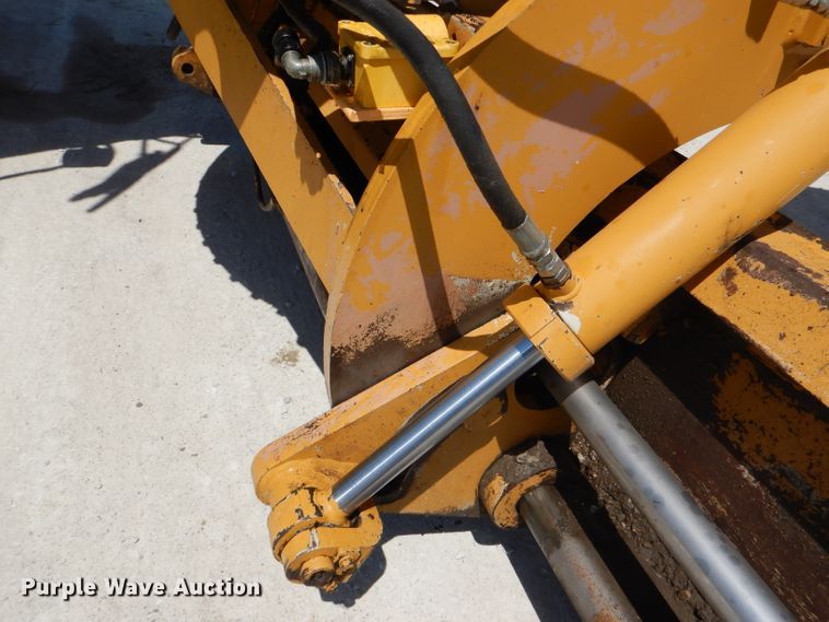 image for item DE3536 1995 Champion 720A Series IV motor grader