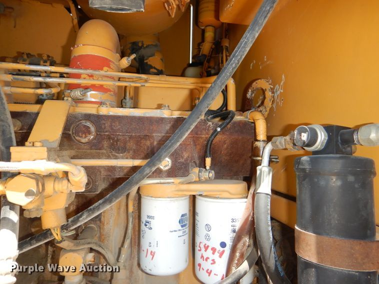 image for item DE3536 1995 Champion 720A Series IV motor grader