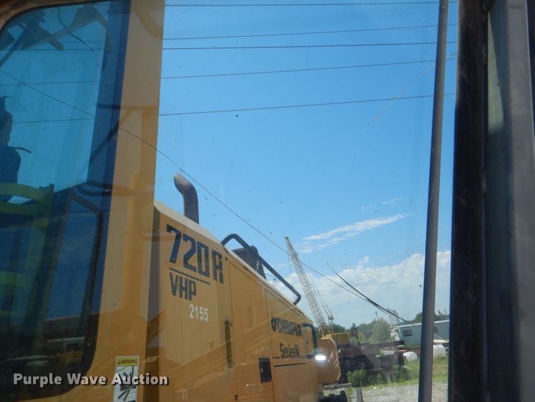 image for item DE3536 1995 Champion 720A Series IV motor grader