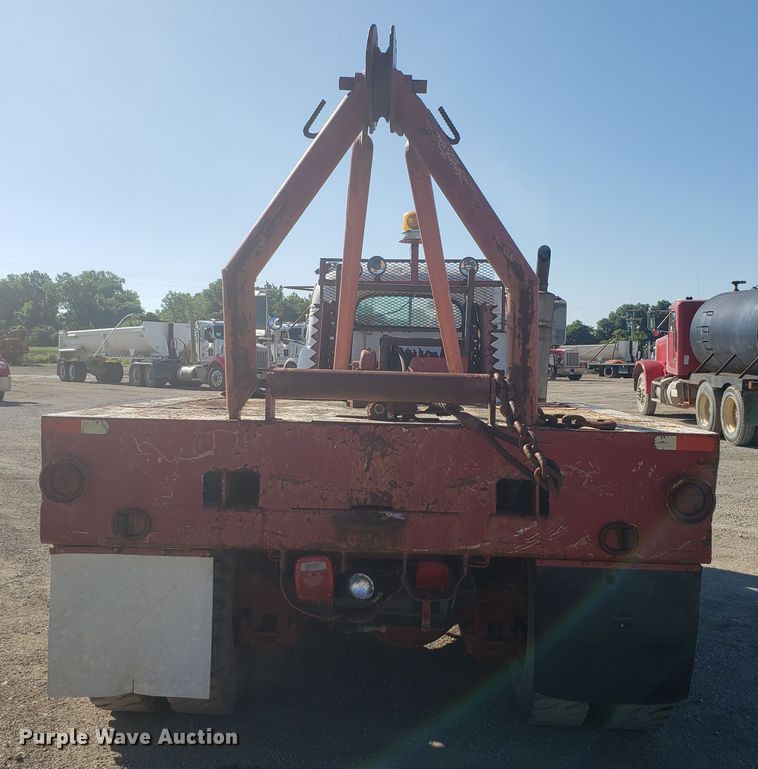 image for item DE3991 1965 Mack P61ST winch truck