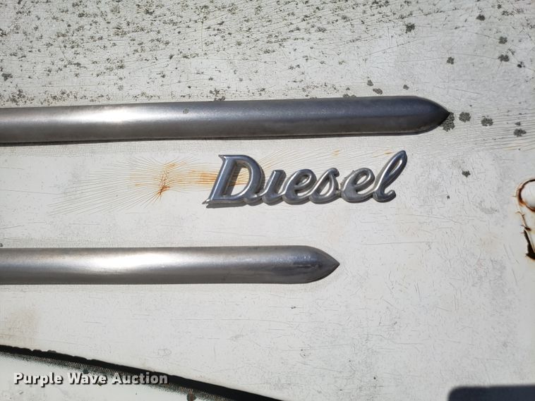 image for item DE3991 1965 Mack P61ST winch truck