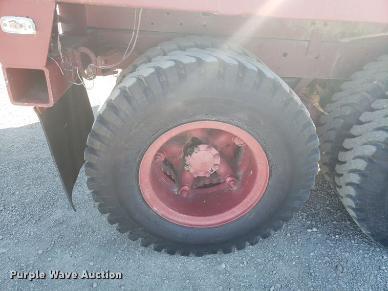 image for item DE3991 1965 Mack P61ST winch truck