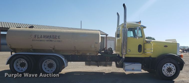 image for item DE3992 1987 Peterbilt 379 tank truck