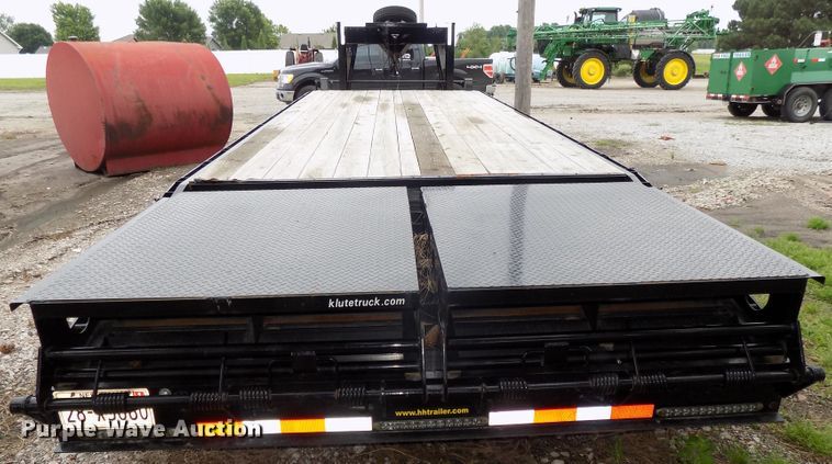 image for item DE7724 2015 H&H equipment trailer