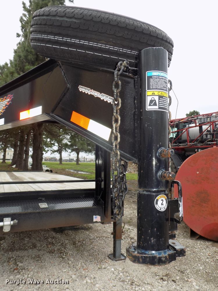 image for item DE7724 2015 H&H equipment trailer