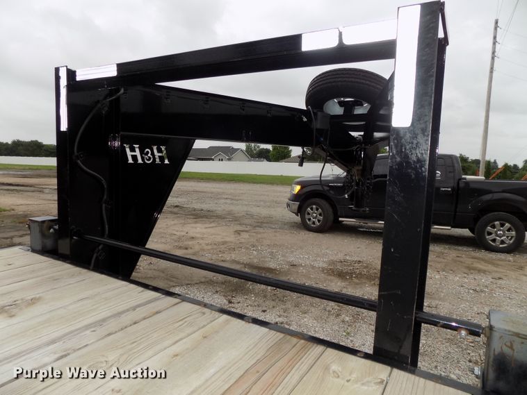 image for item DE7724 2015 H&H equipment trailer
