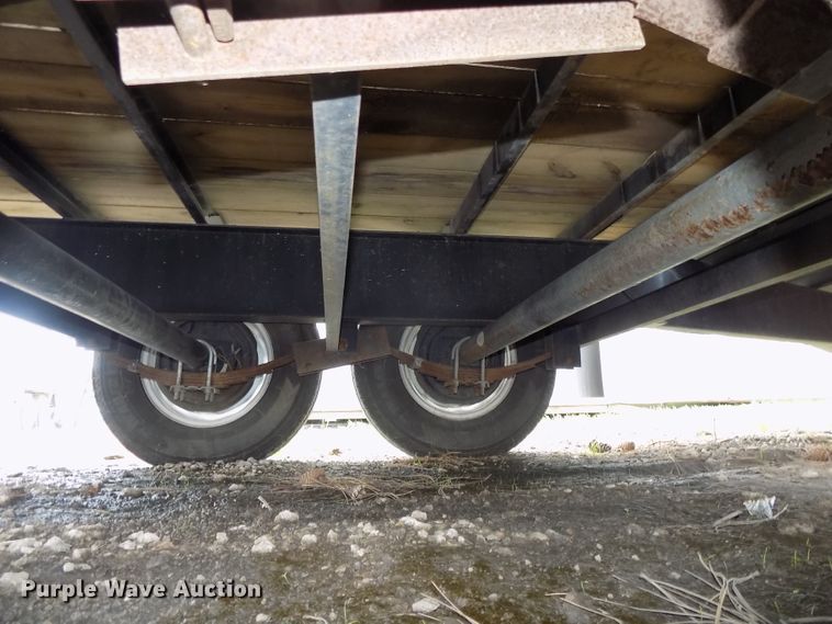 image for item DE7724 2015 H&H equipment trailer