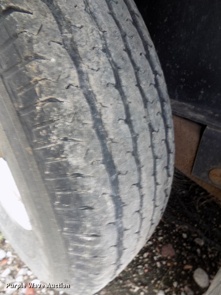 image for item DE7724 2015 H&H equipment trailer