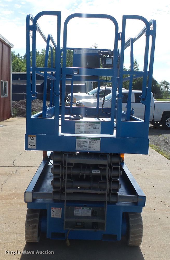 image for item DE7830 Genie GS2646 scissor lift