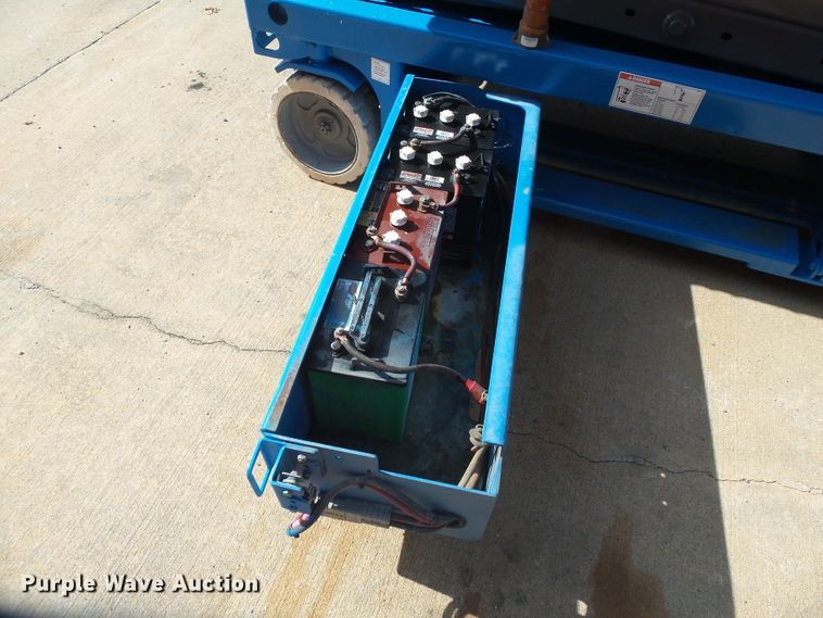 image for item DE7830 Genie GS2646 scissor lift