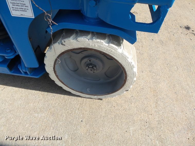 image for item DE7830 Genie GS2646 scissor lift