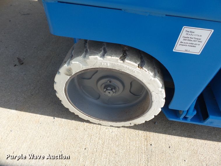 image for item DE7830 Genie GS2646 scissor lift