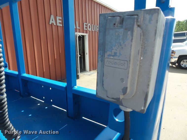 image for item DE7830 Genie GS2646 scissor lift