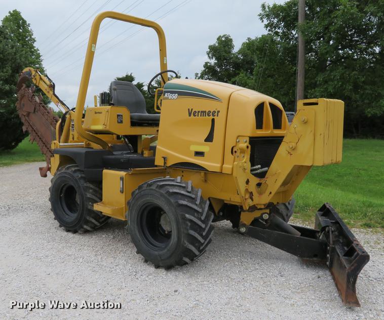 image for item DE8140 2008 Vermeer RT650 trencher