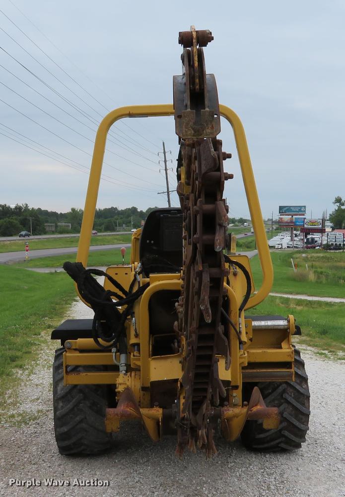image for item DE8140 2008 Vermeer RT650 trencher