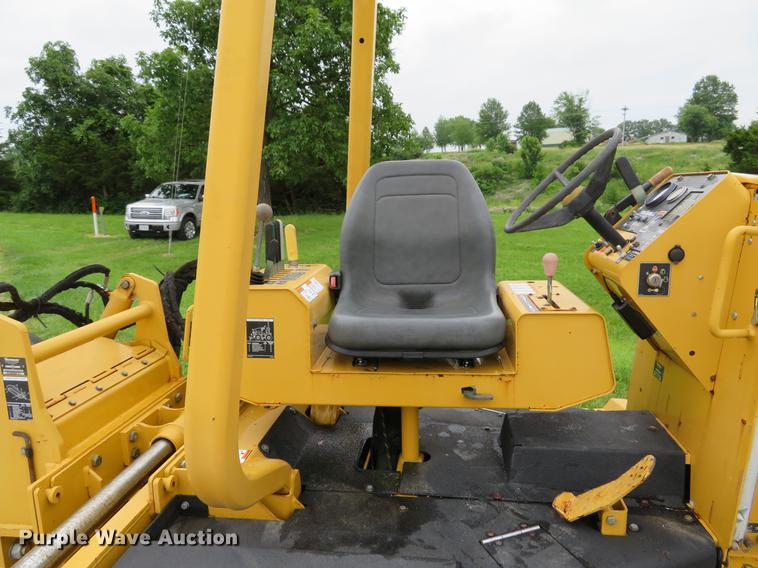 image for item DE8140 2008 Vermeer RT650 trencher