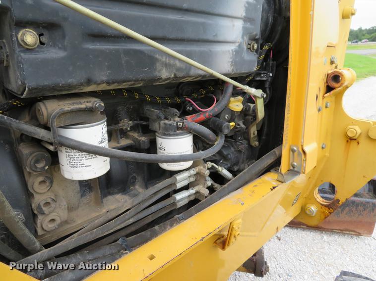 image for item DE8140 2008 Vermeer RT650 trencher