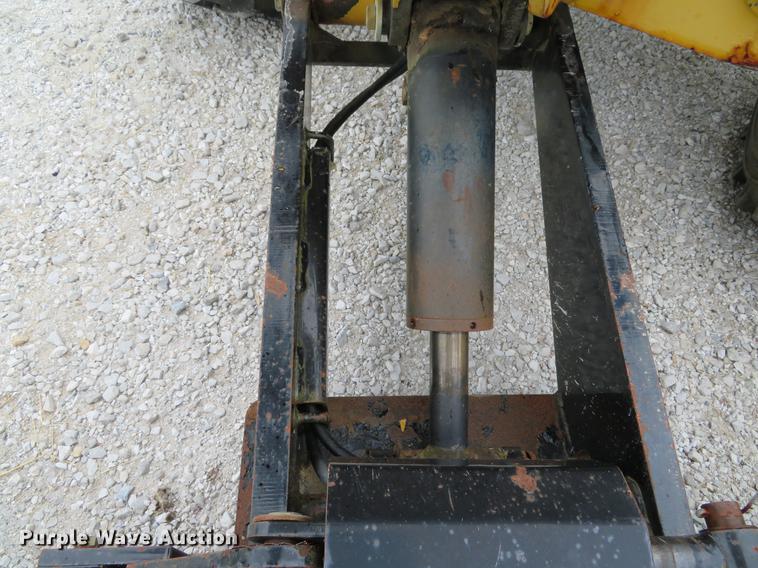 image for item DE8140 2008 Vermeer RT650 trencher