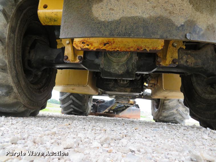 image for item DE8140 2008 Vermeer RT650 trencher