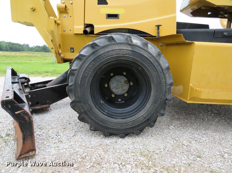 image for item DE8140 2008 Vermeer RT650 trencher